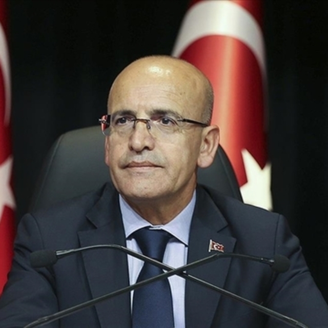 Bakan Şimşek'ten Fitch değerlendirmesi