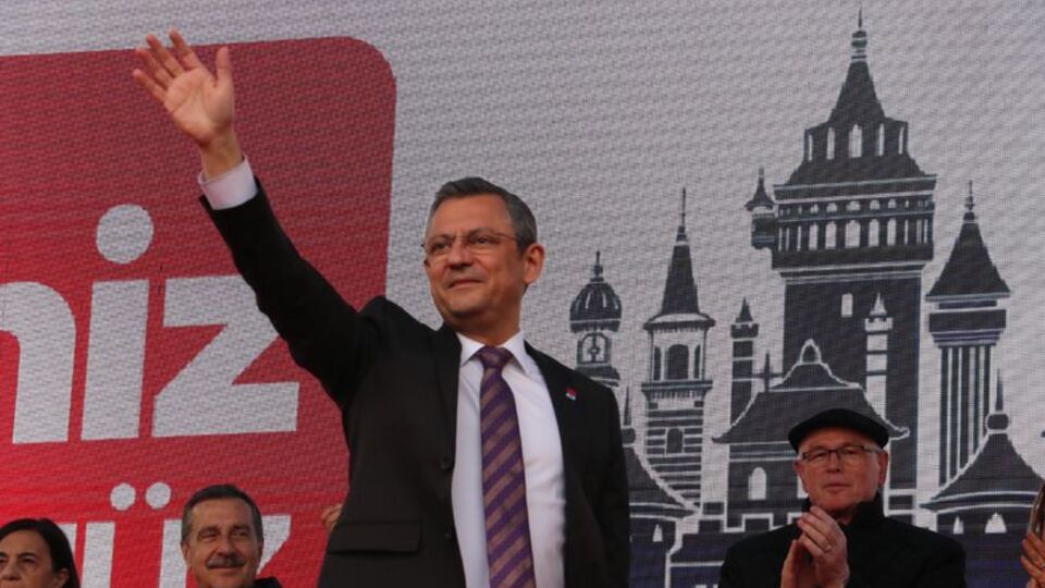 Özel: Yakasında güneş olanlardan oy istiyoruz