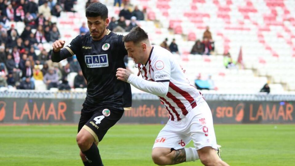 Alanya'dan kritik galibiyet!