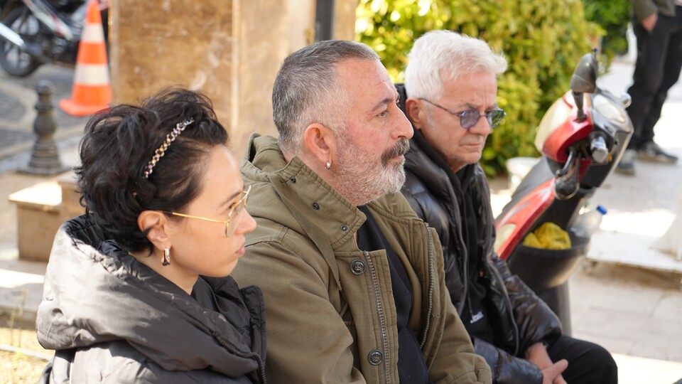 Acılı gününde yalnız bırakmadı