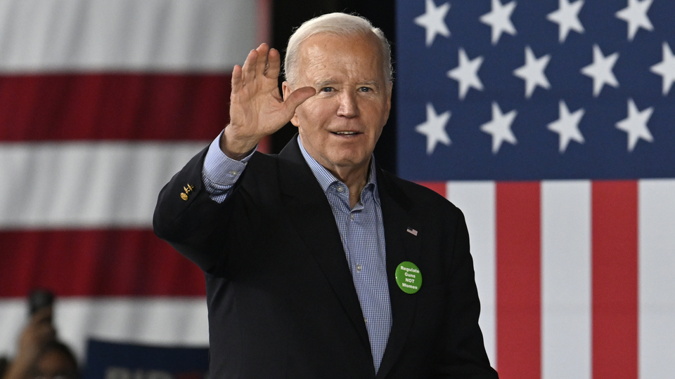 Biden'a protesto: Sen bir diktatörsün