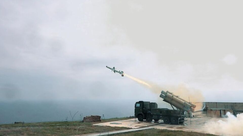 Atmaca Füzesi hedefini başarıyla vurdu