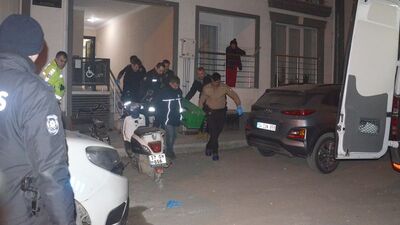 Annesini defalarca bıçakladı! Böyle evlat olmaz olsun!