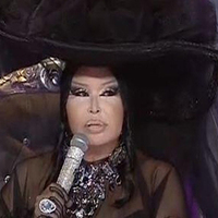 Bülent Ersoy kimdir, kaç yaşında?