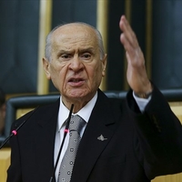 Devlet Bahçeli kimdir, kaç yaşında?