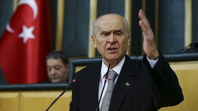 Devlet Bahçeli kimdir, kaç yaşında?