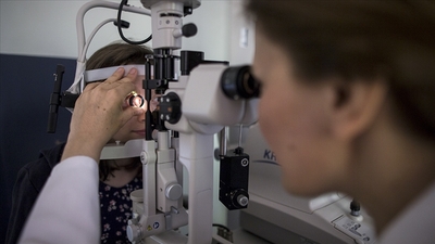 Körlüğe yol açıyor! 'Göz tansiyonunu ölçtürün' uyarısı!