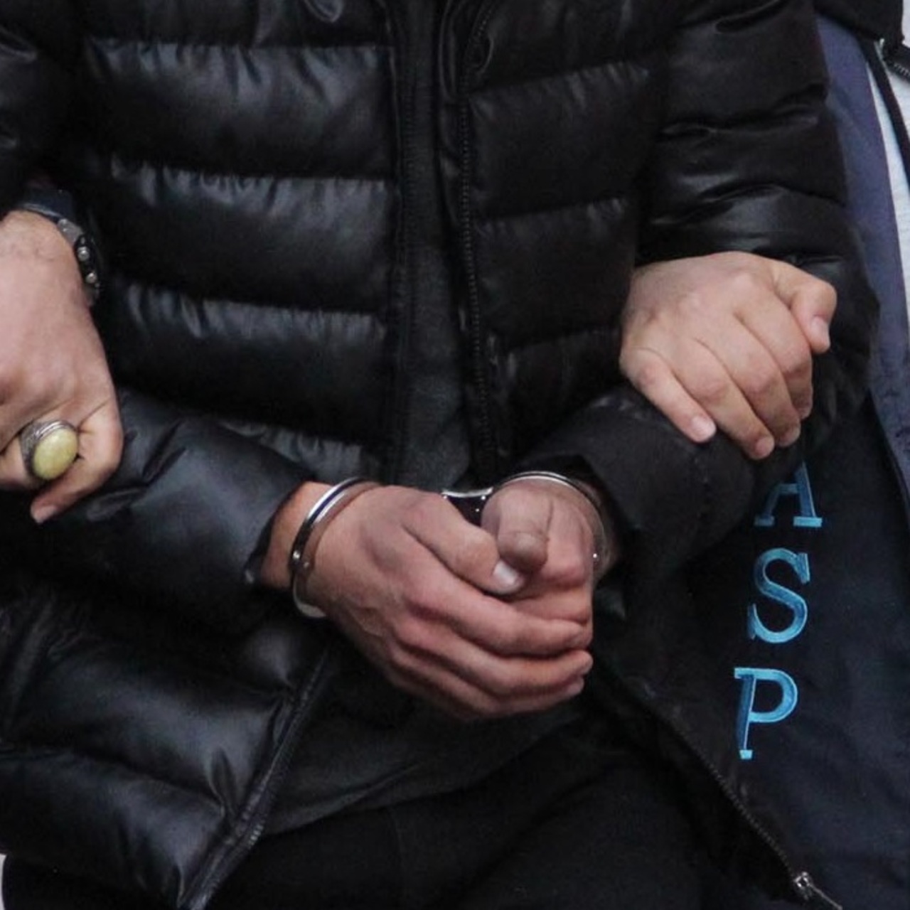 Eski İYİ Partili vekili bıçaklayan kardeşi tutuklandı!