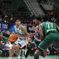 TOFAŞ, Unicaja'ya diş geçiremedi