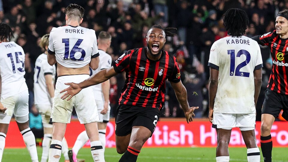 Enes'li Bournemouth'tan tarihi geri dönüş!