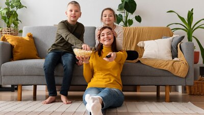  IMDb puanı yüksek 10 sitcom (komedi) dizisi önerisi!