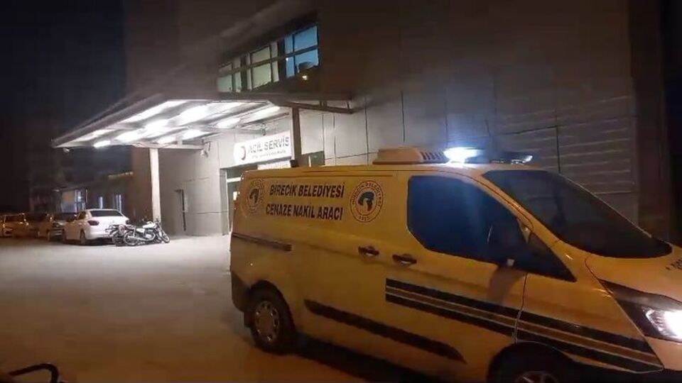 Şanlıurfa'da 2 otomobil çarpıştı: 1 ölü, 2 yaralı