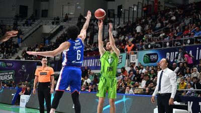 Anadolu Efes'e Fransa'da şok!