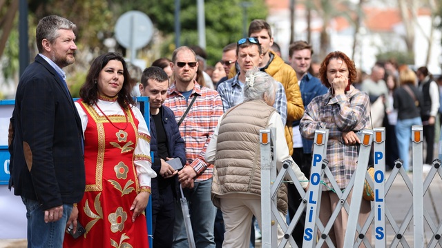 Türkiye'deki Rus vatandaşları sandık başına gitti