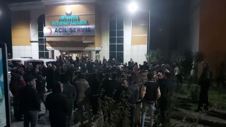 Çocuk ile gencin kavgası kanlı bitti: 1 ölü