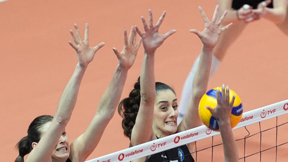 PTT ve Karayolları alt lige düştü!