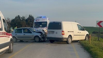 Tekirdağ'da trafik kazası: 2'si çocuk 7 yaralı