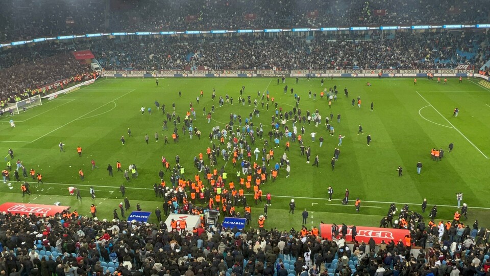 Olaylı Trabzonspor - Fenerbahçe maçı: 12 kişi gözaltına alındı