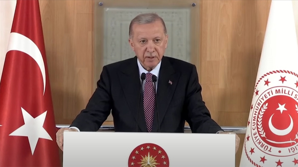Cumhurbaşkanı Erdoğan'dan önemli açıklamalar