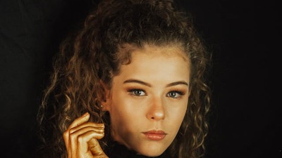 Evde kıvırcık saç bakımı nasıl yapılır