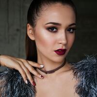 Esmerlere makyaj nasıl yapılır?