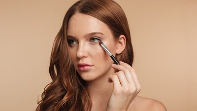 Yüz şekline göre makyaj nasıl yapılır?