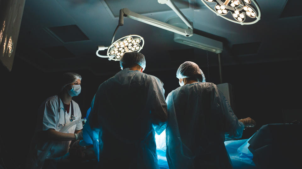 Meme protezi kanser yapar mı?