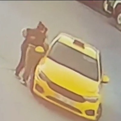  Anne ve kızın taksi öfkesi!