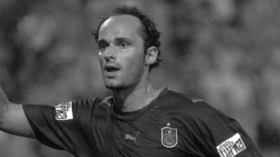 Ersen Martin hayatını kaybetti