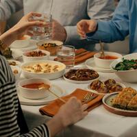 Ramazan'ın onuncu günü için iftar menüsü