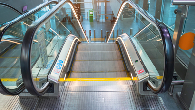  Yürüyen merdivendeki fırçalar ne işe yarar?