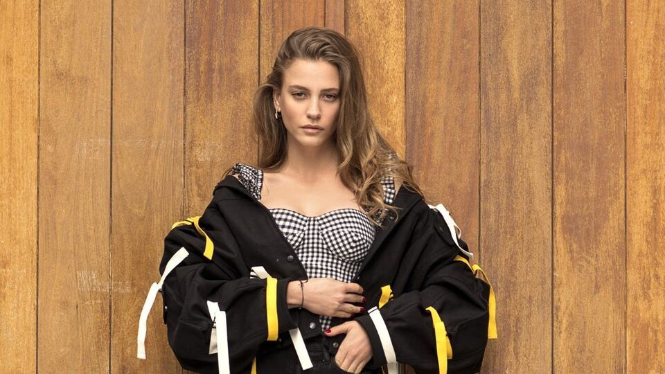 Serenay Sarıkaya'nın hayatı ve biyografisi