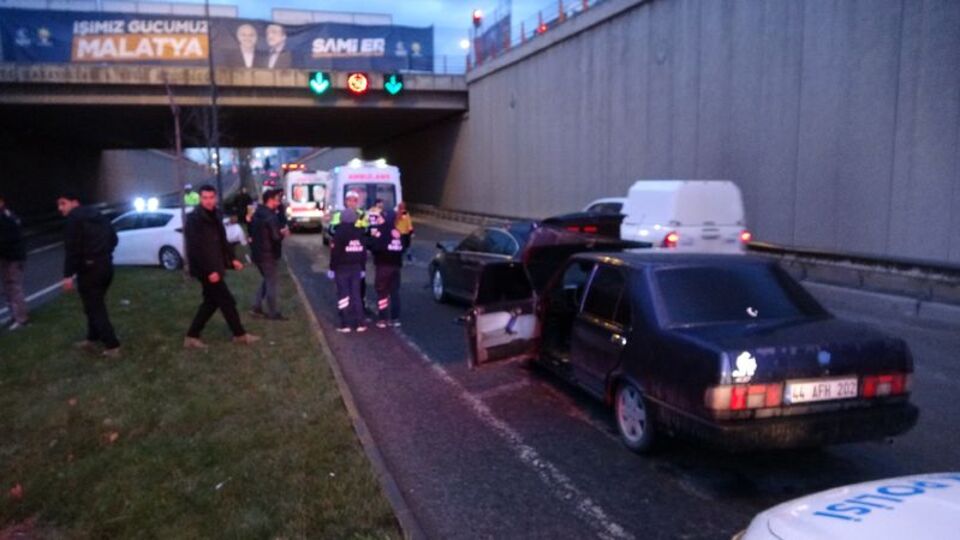 Alt geçitte ortalık savaş alanına döndü!