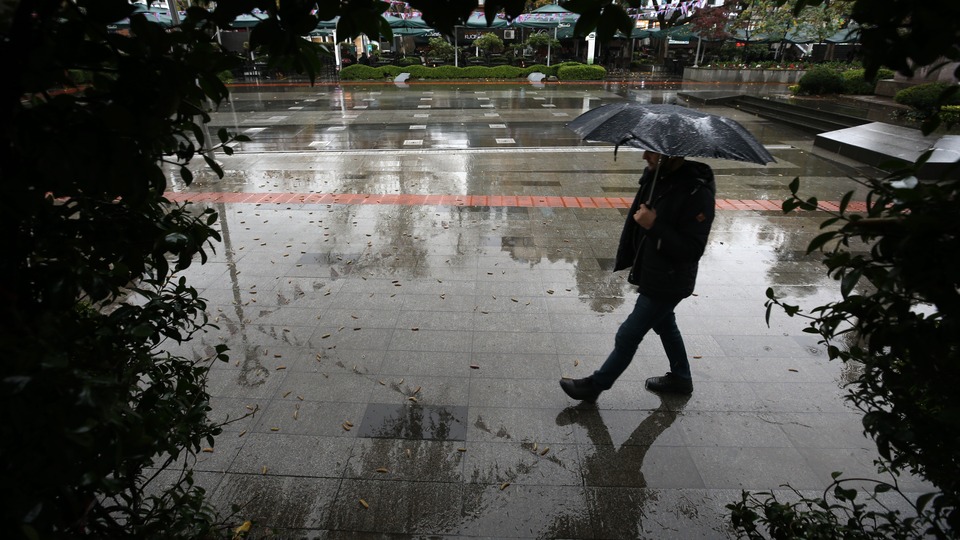 17 il için alarm! Meteoroloji'den sağanak ve kar uyarısı