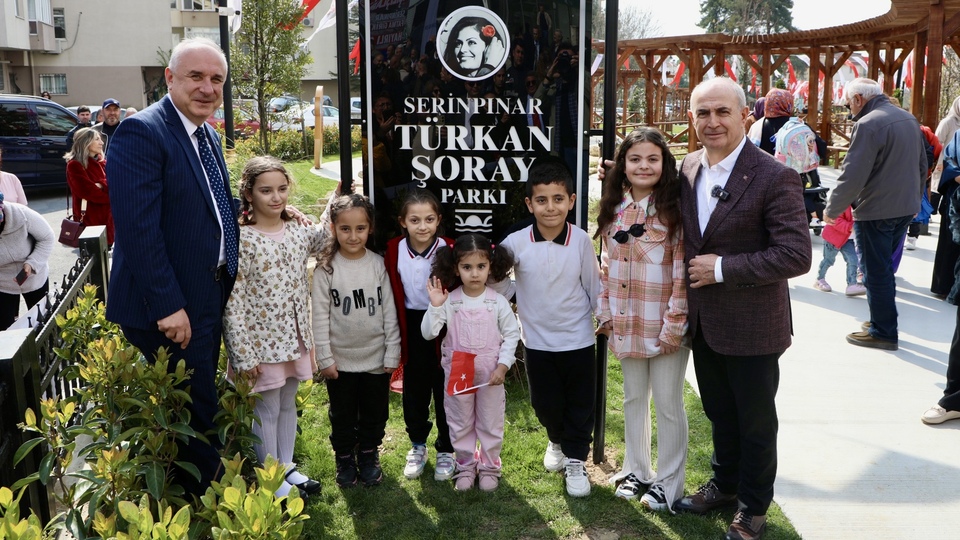 Türkan Şoray ve Fatma Girik Parkı açıldı