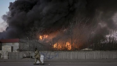 Rusya, Ukrayna'nın başkenti Kiev'e saldırdı