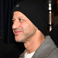 45'inci yaşını dostlarıyla kutladı