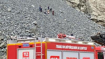 Taş ocağında kayalıklardan düşen işçi öldü