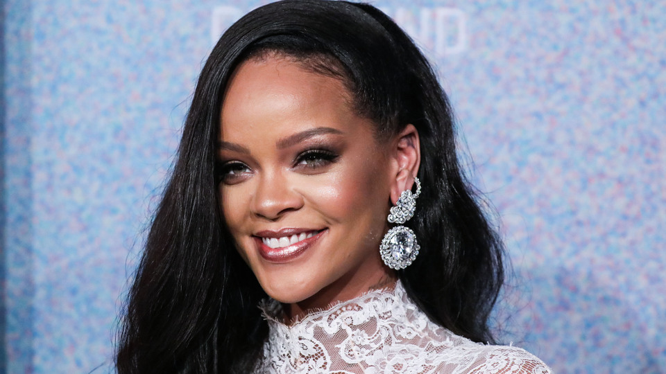 Güzellik imparatorluğunu büyütüyor