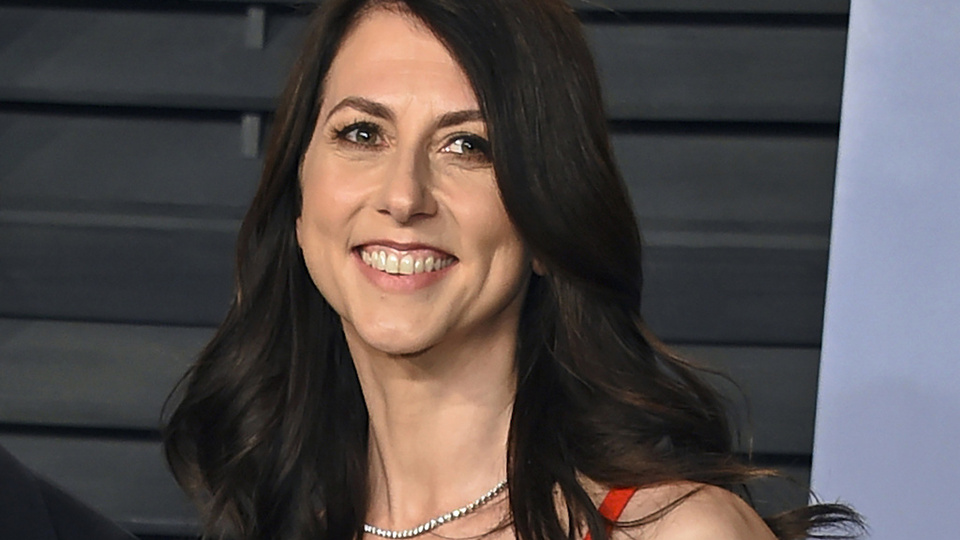 MacKenzie Scott'tan dev bağış