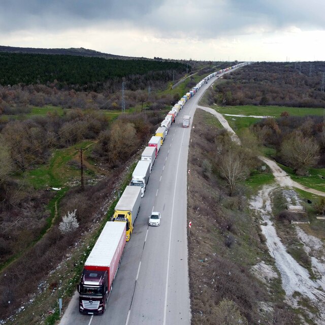 Sınırda kilometrelerce Schengen kuyruğu