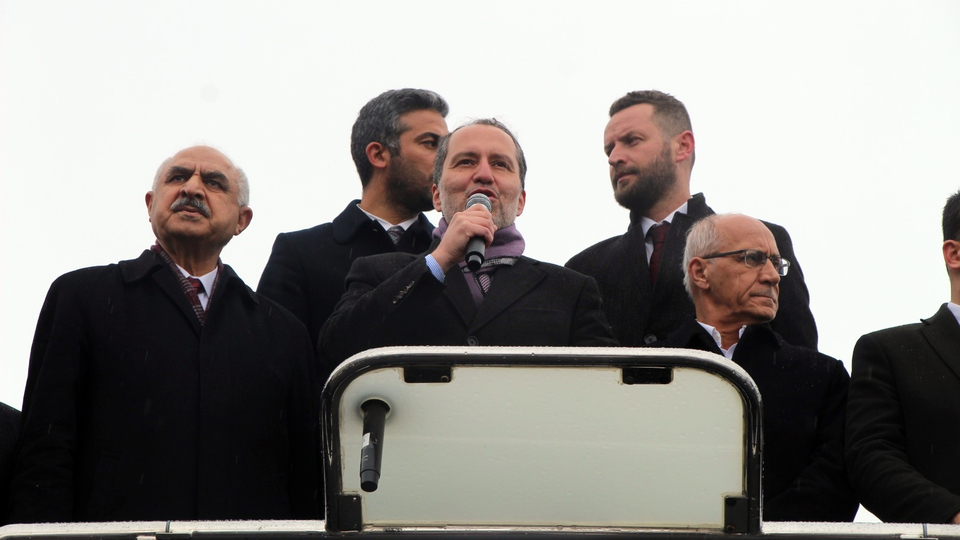 Erbakan: Bize ambargo var, talimat gelmiş