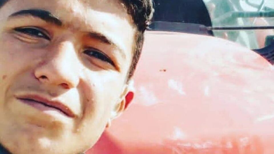 Tüfek ateş aldı! 15 yaşındaki genç öldü