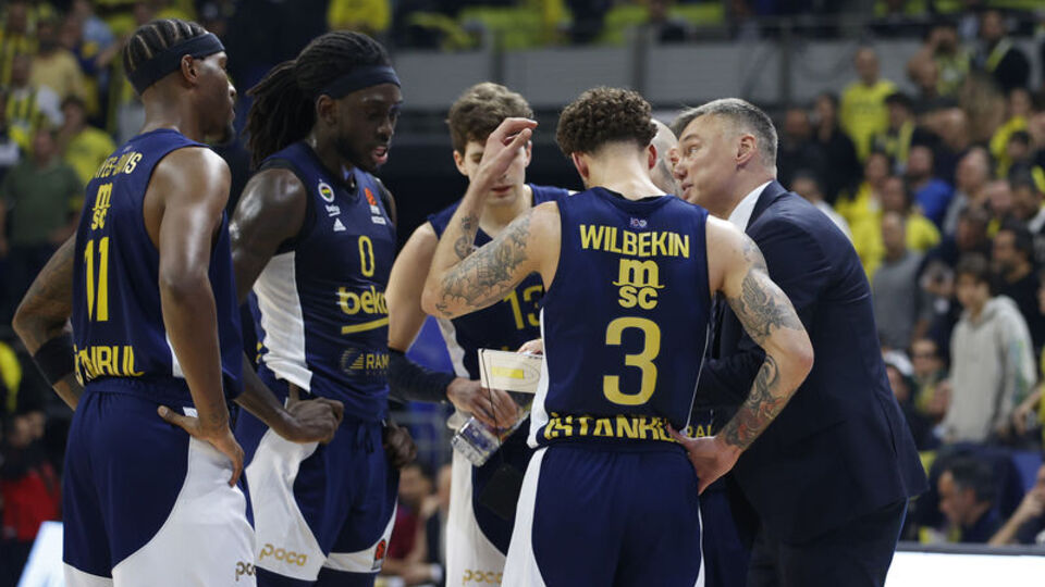 Fenerbahçe Beko, İtalya'da kaybetti!