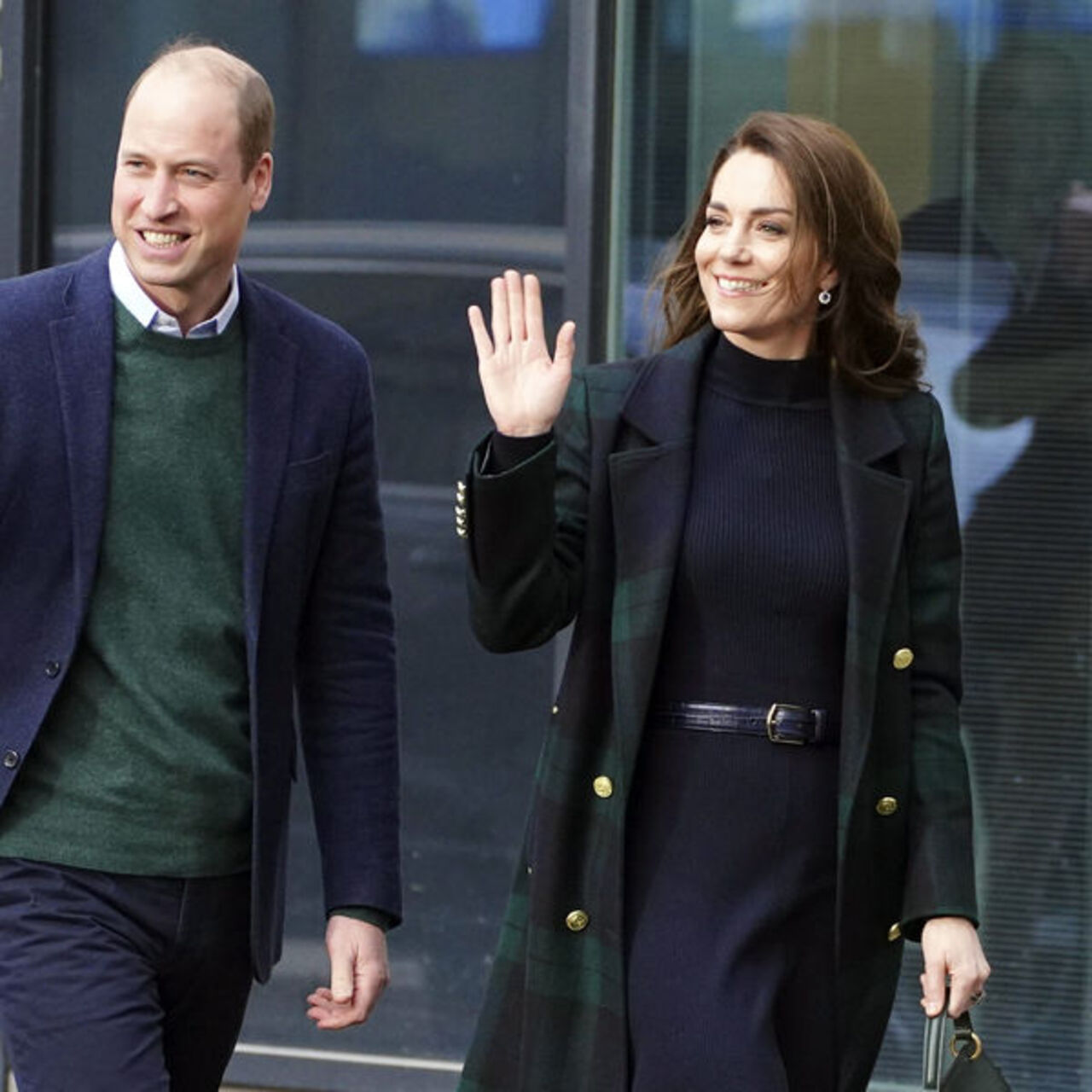 Kanser tedavisi gördüğünü açıklayan Kate Middleton'a destek