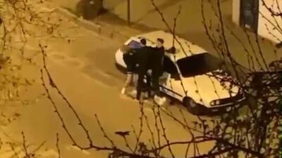 Tartıştığı kadına tekme ve yumruk attı