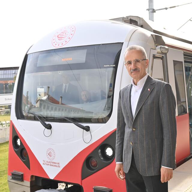  "İstanbul'da bu yıl 4 hat hizmete aldık"