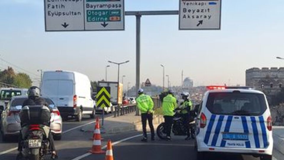 İstanbul'da bazı yollar trafiğe kapatıldı
