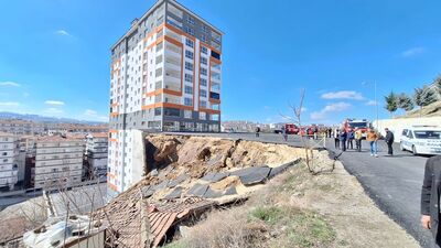 İstinat duvarı çöktü! Sesleri duyunca kurtuldu