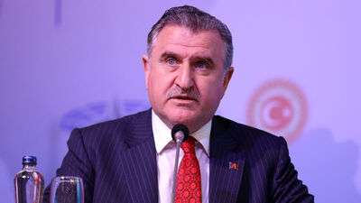 Bakan Bak, Fenerbahçe Opet'e tebrik